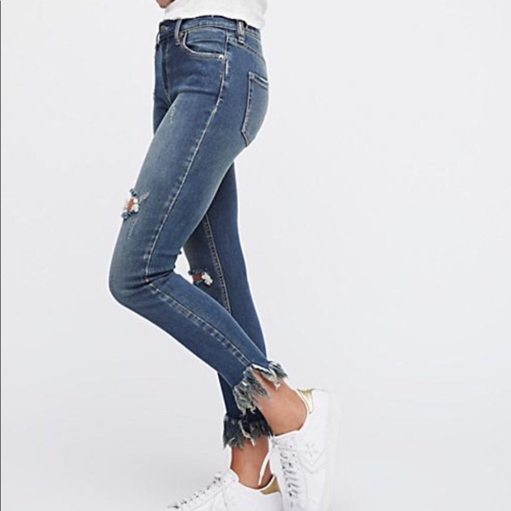 Free People Great Heights Frayed Skinny Jeans